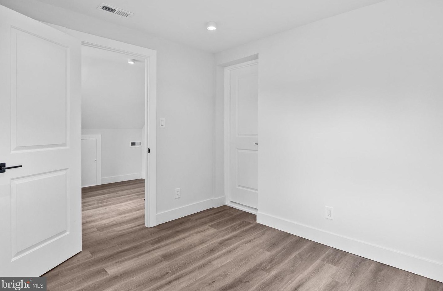 2841 Comly Rd, Philadelphia PA  19154-2113 exterior