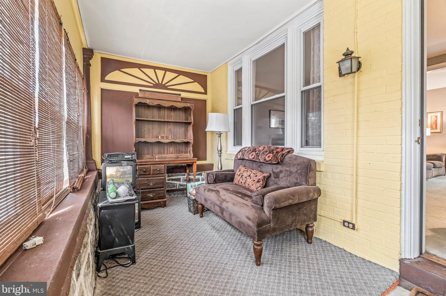 7517 Bingham St, Philadelphia, PA 19111-2701