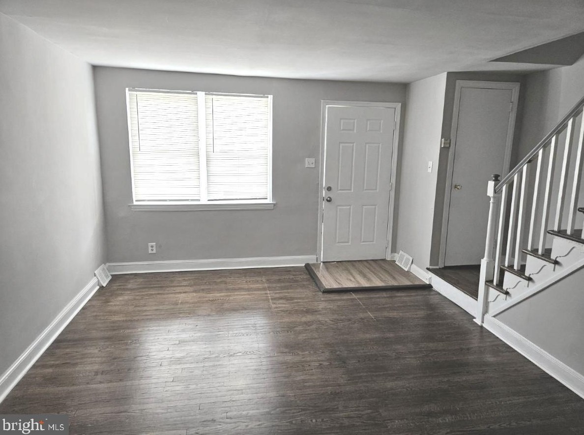 6026 Newtown Ave, Philadelphia, PA 19111