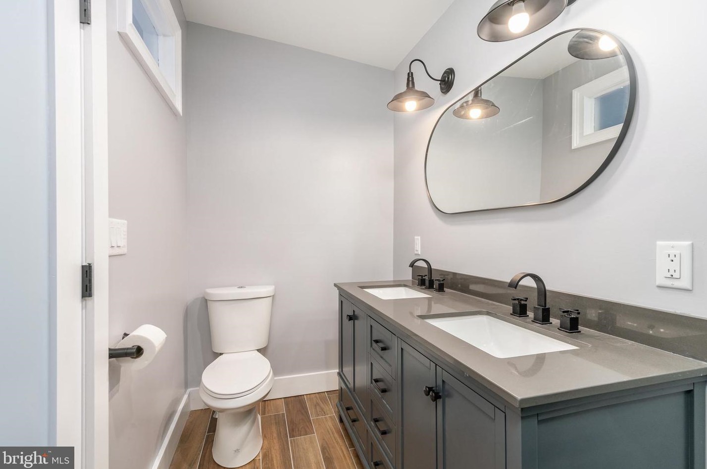 2142 Susquehanna Ave, Philadelphia PA 19121-1325 exterior