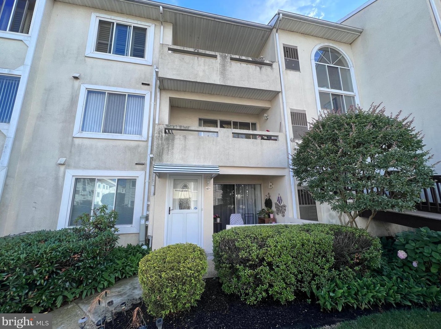 69 Bonnie Gellman Ct, Philadelphia PA  19114-3228 exterior
