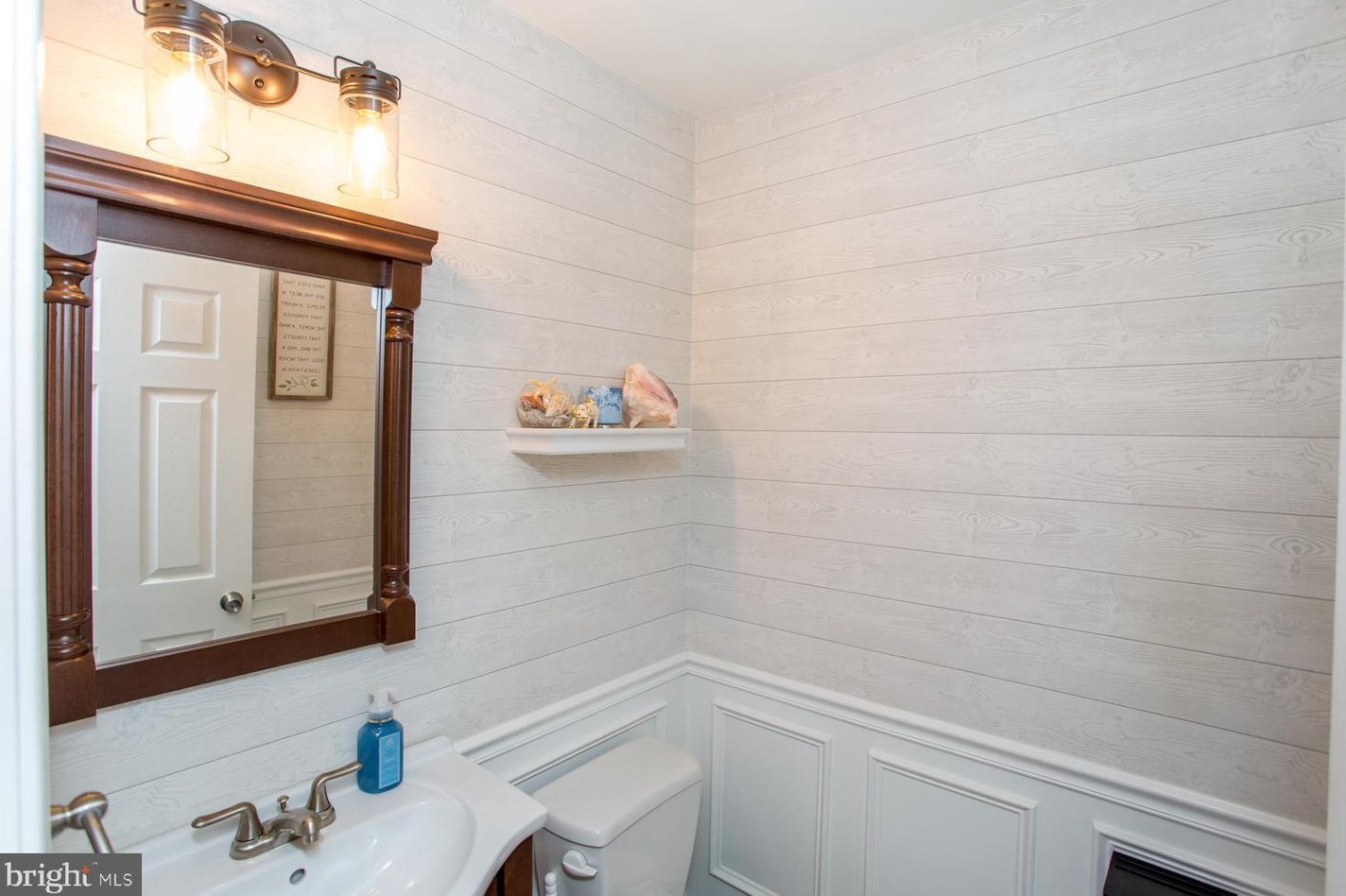 3405 Amity Rd, Philadelphia PA  19154-3903 exterior