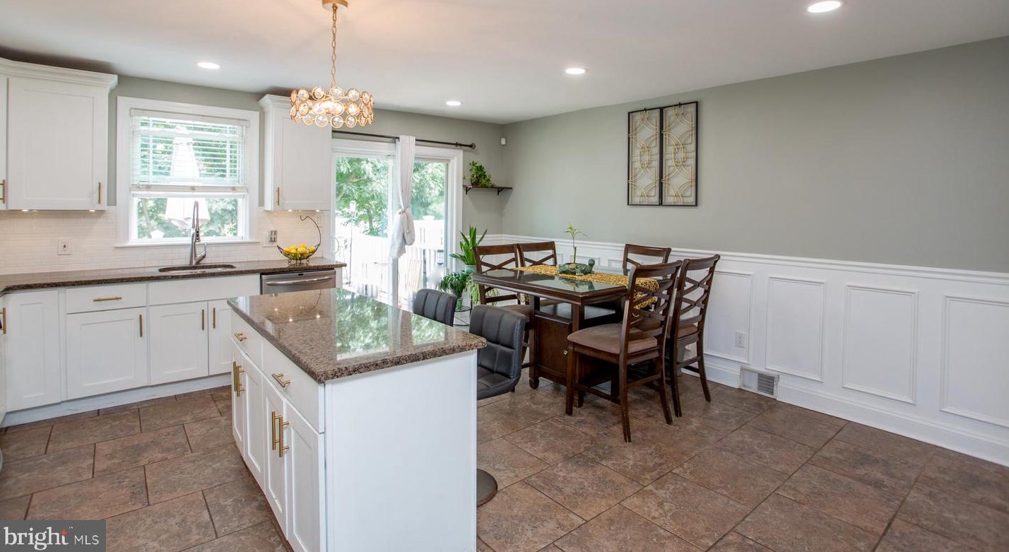 3405 Amity Rd, Philadelphia PA  19154-3903 exterior