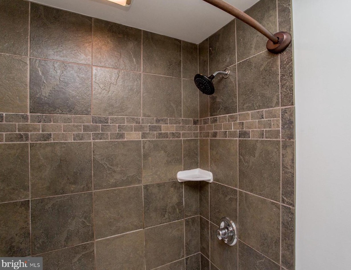 3405 Amity Rd, Philadelphia PA  19154-3903 exterior