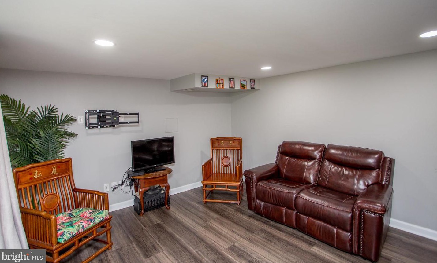 3405 Amity Rd, Philadelphia PA  19154-3903 exterior