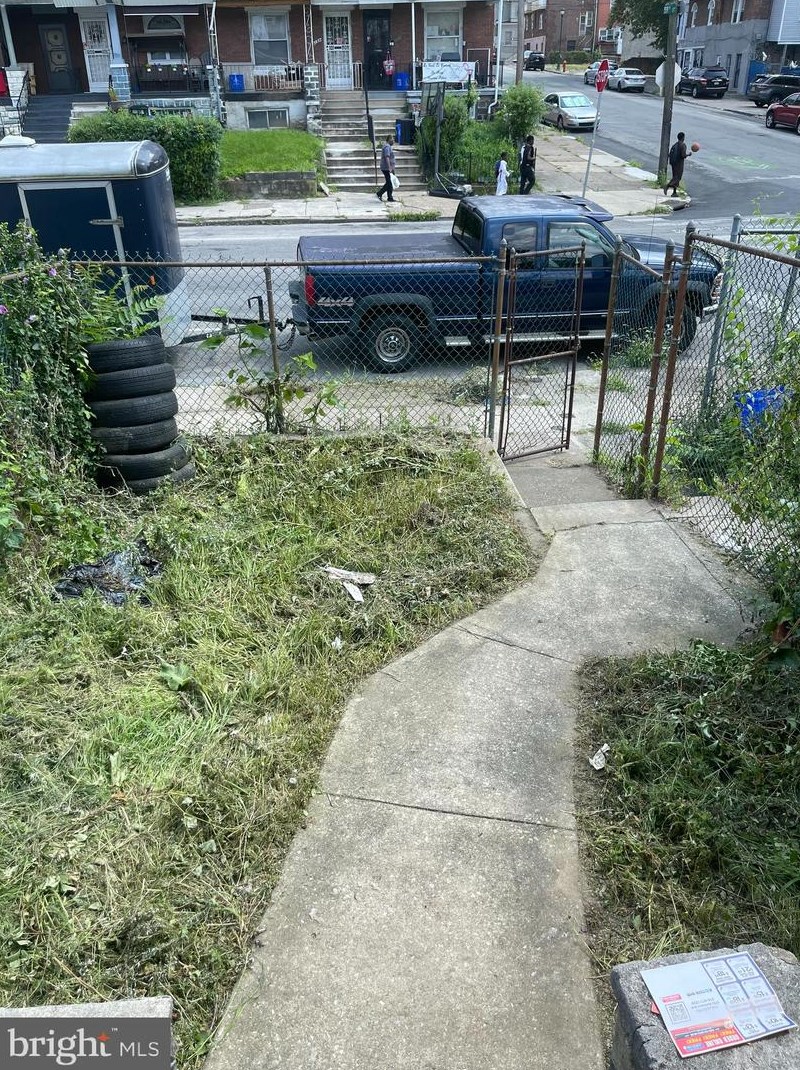 5857 Warrington Ave, Philadelphia, PA 19143-5215