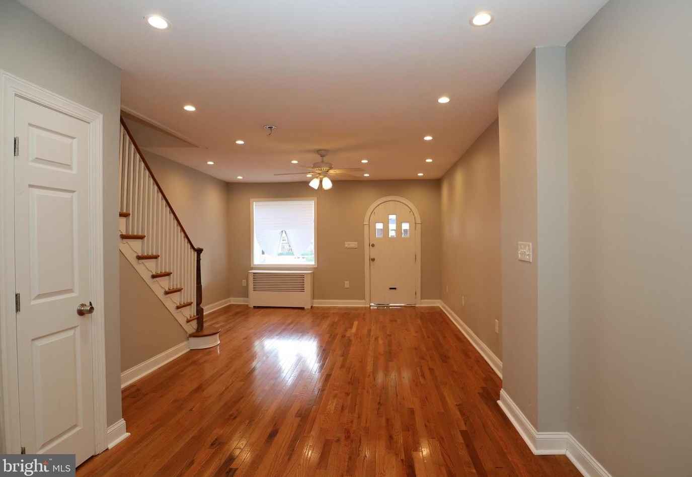 6465 Musgrave St, Philadelphia PA  19119-2332 exterior