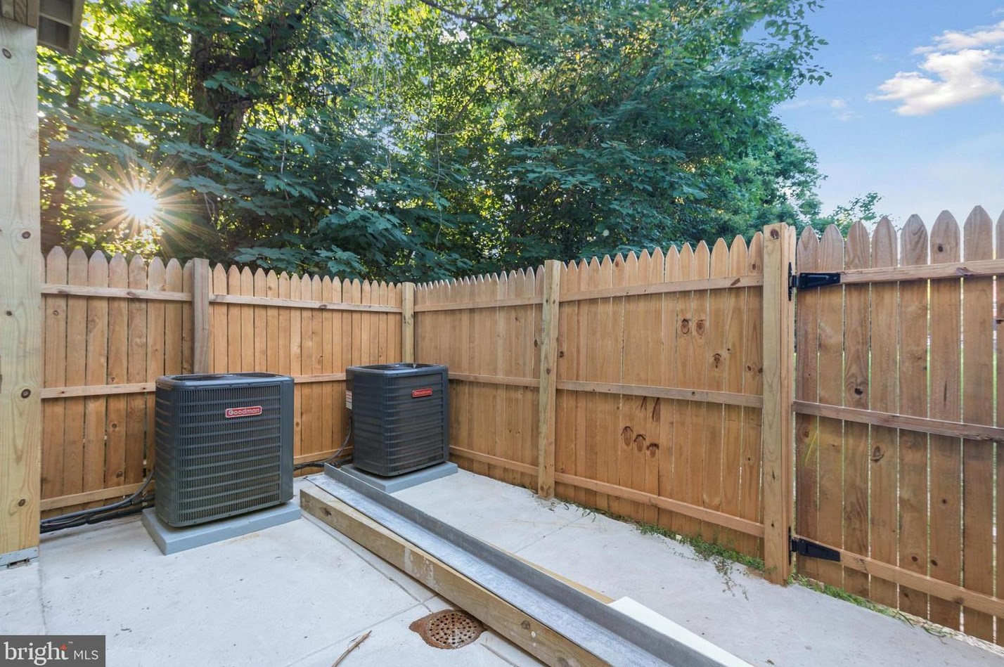 4017 Fairmount Ave #1, Philadelphia, PA 19104