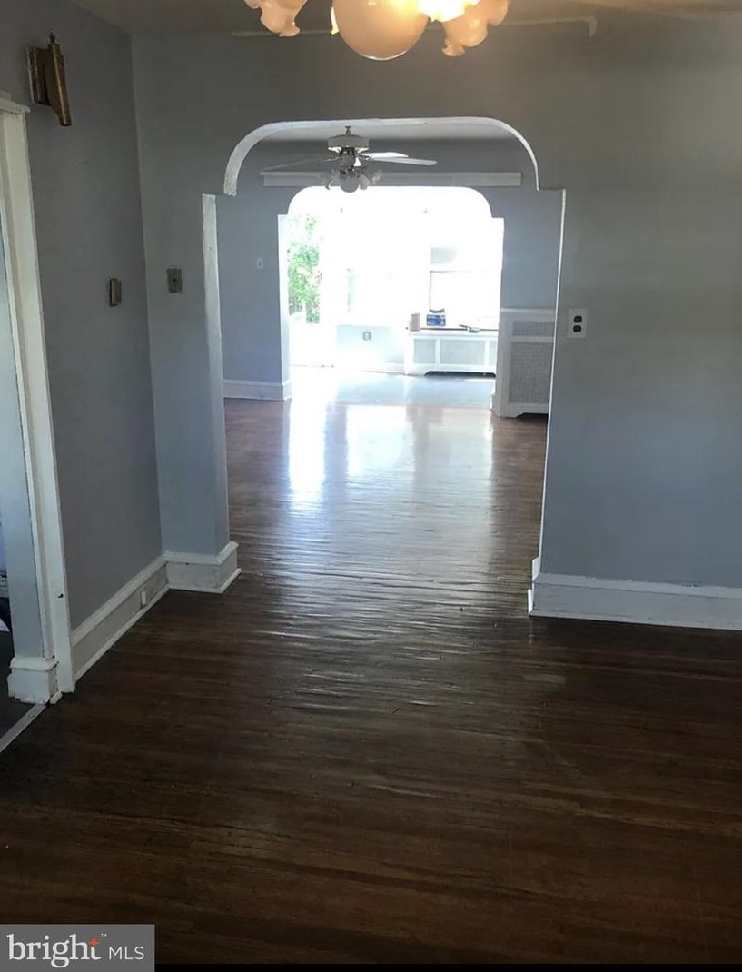 6518 Glenmore Ave, Philadelphia PA  19142-2205 exterior