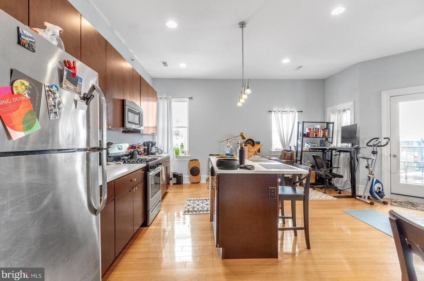 2136 E Dauphin St Apt 303, Philadelphia, PA 19125