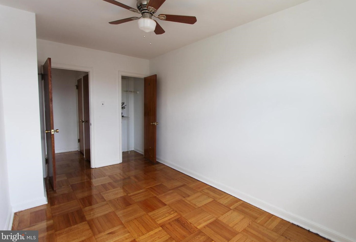 943 E Mcpherson St #2nd Floor, Philadelphia, PA 19150