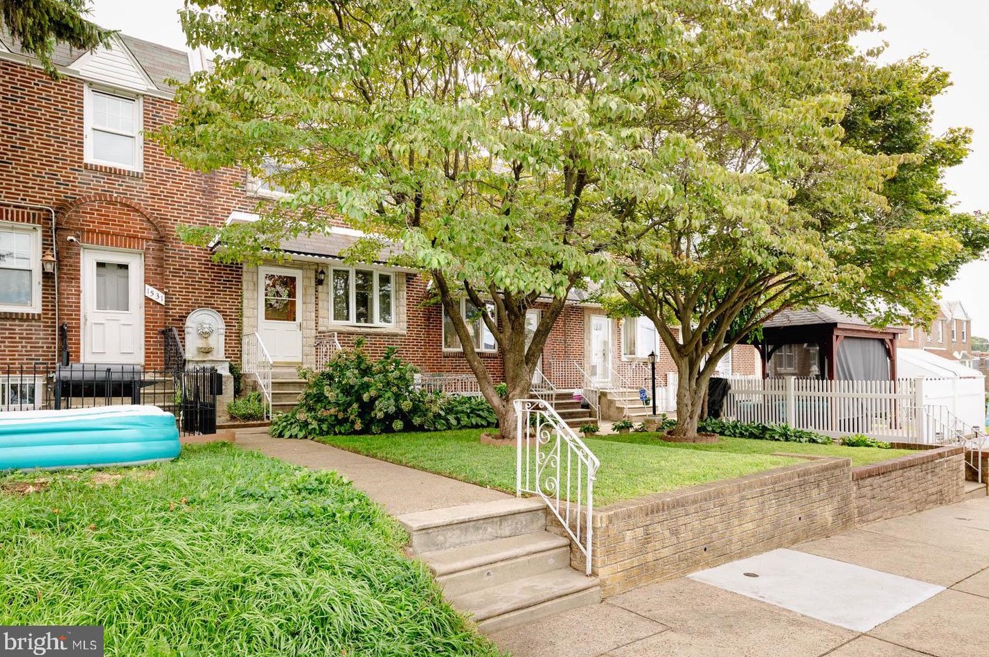 1533 Comly St, Philadelphia, PA 19149-3334