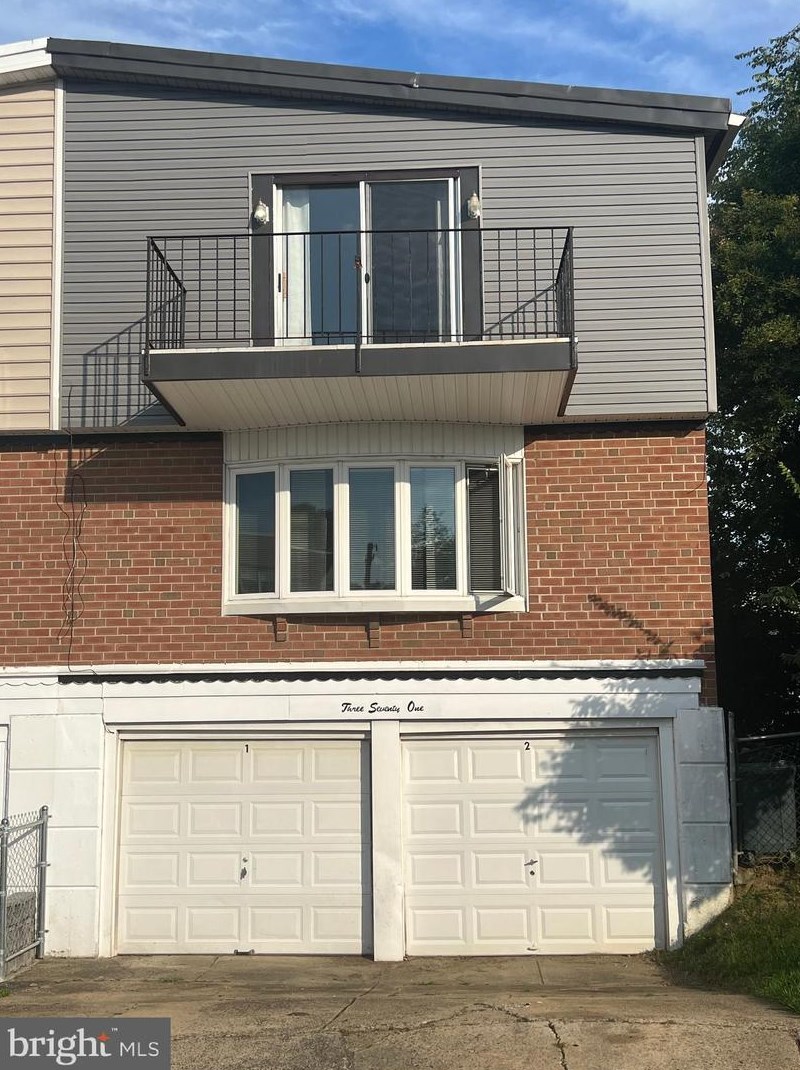 371 Avon St #2, Philadelphia, PA 19116