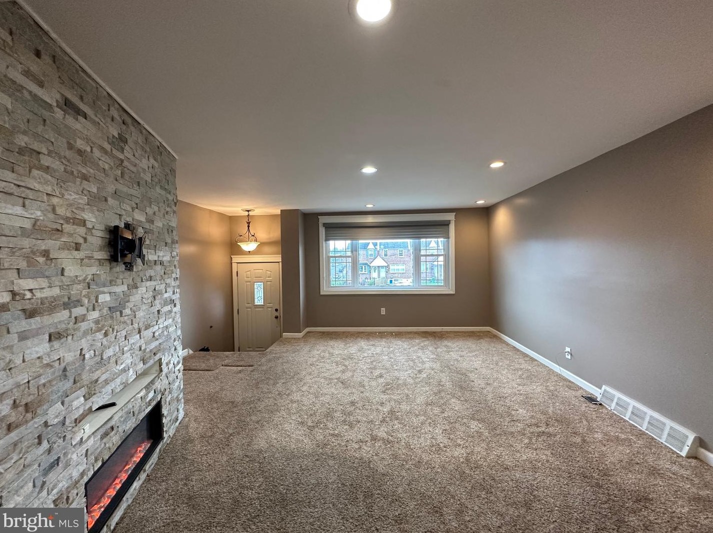 3613 Bellaire Pl, Philadelphia, PA 19154-3005