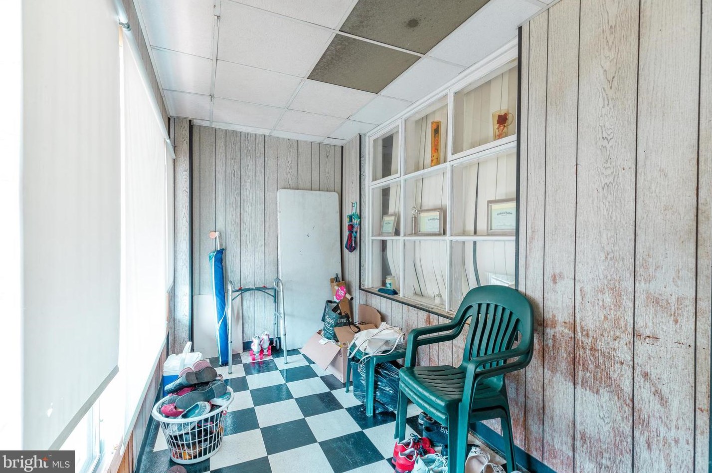 1519 Felton St, Philadelphia, PA 19151-3808