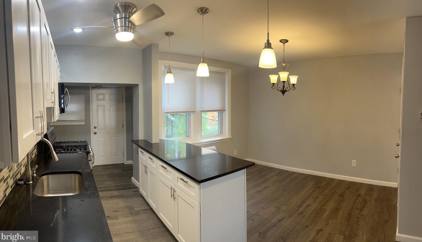 527 Yewdall St, Philadelphia, PA 19143-1923
