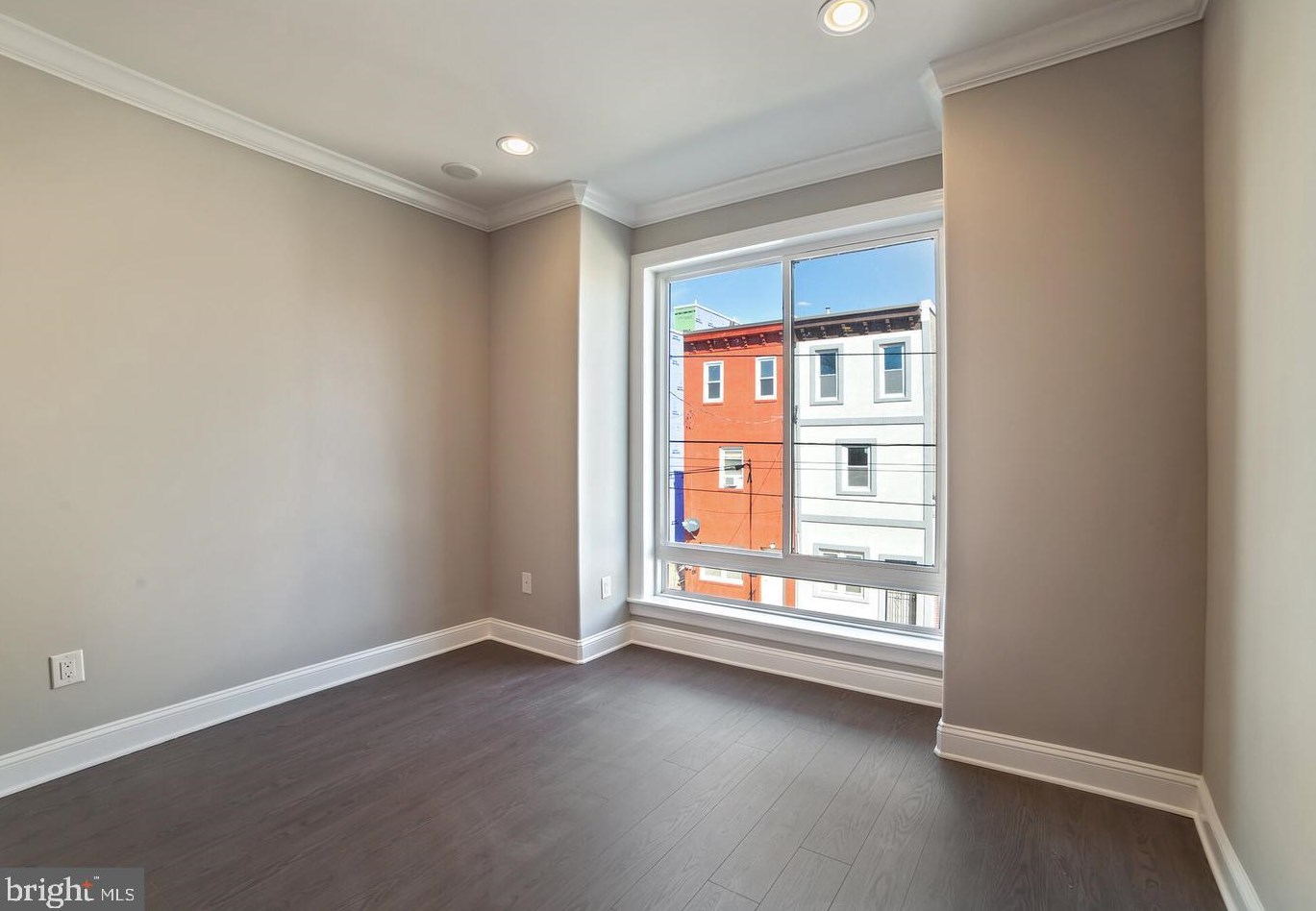 812 Diamond St #2, Philadelphia, PA 19122