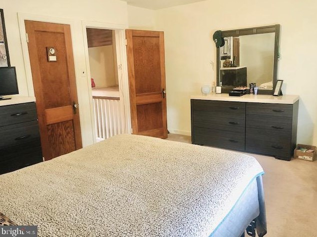 2715 Unruh Ave, Philadelphia PA  19149-2418 exterior