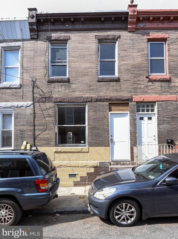 2074 E Lippincott St, Philadelphia, PA 19132