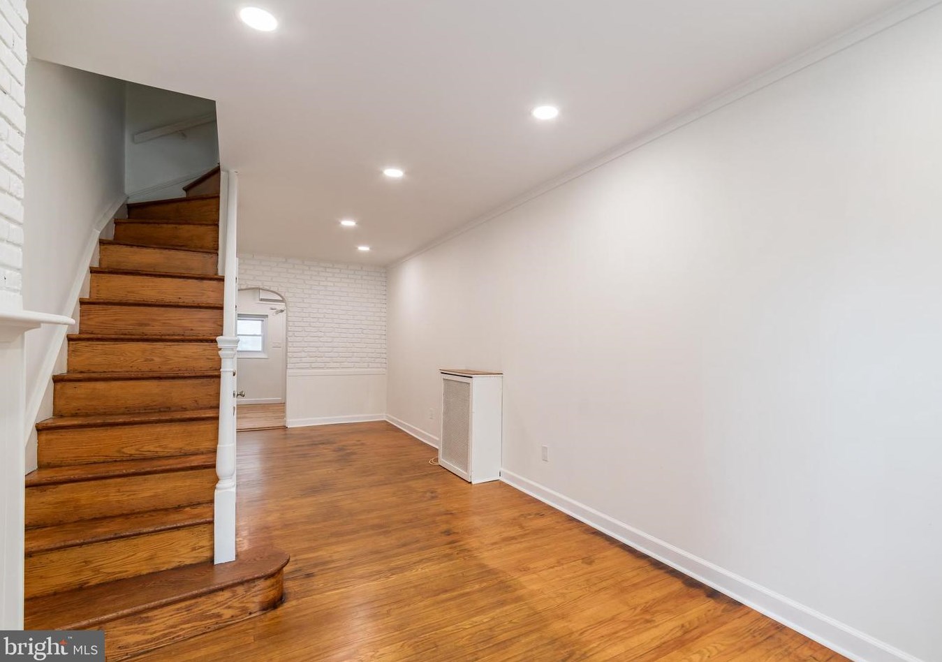 1638 E Hewson St, Philadelphia, PA 19125