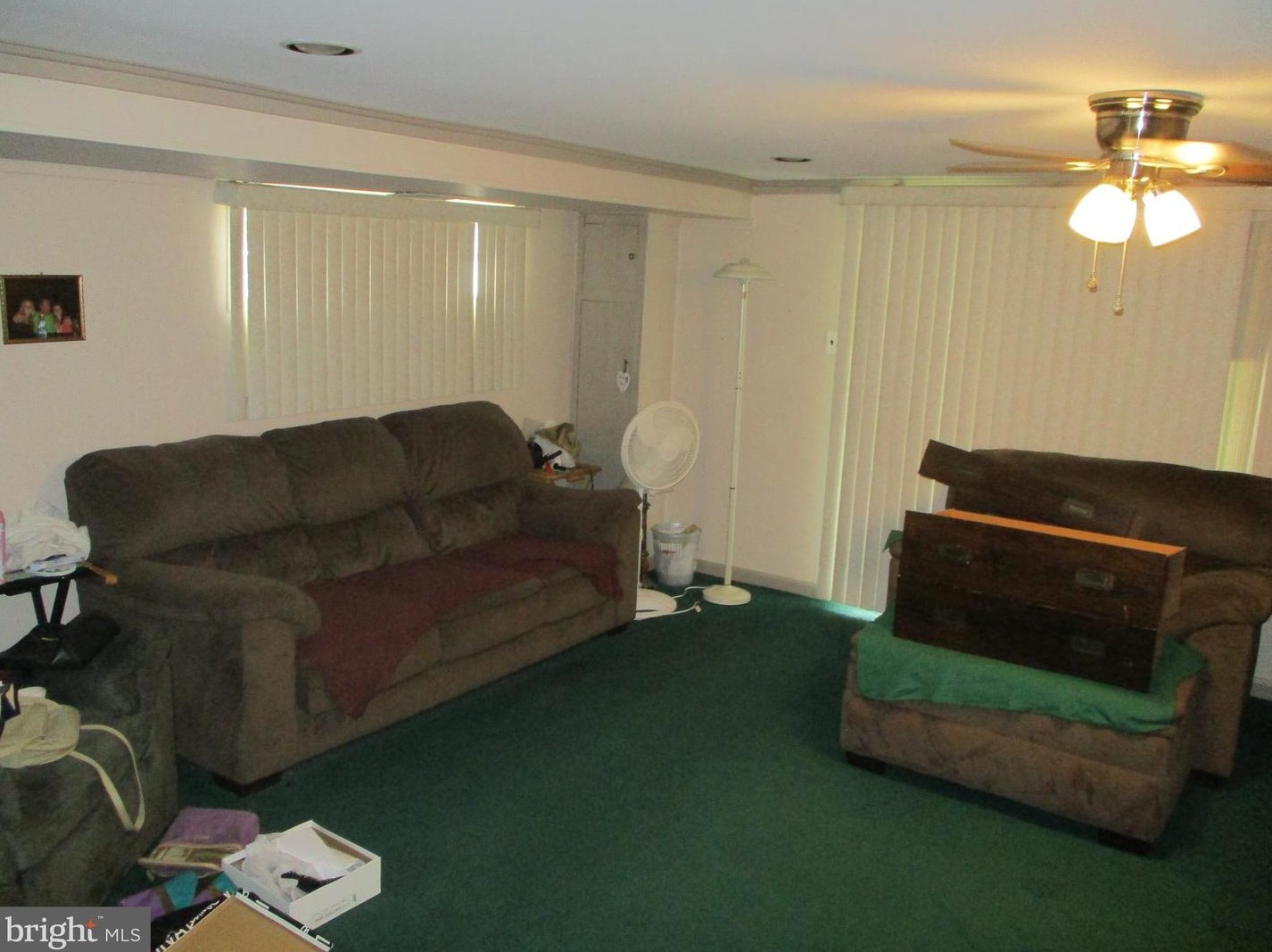 8730 Hargrave St, Philadelphia PA 19152-2134 exterior