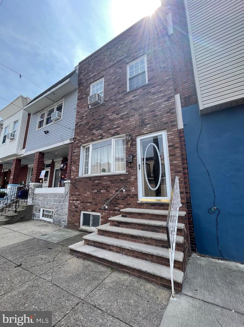 360 Ritner St, Philadelphia, PA 19148-3923