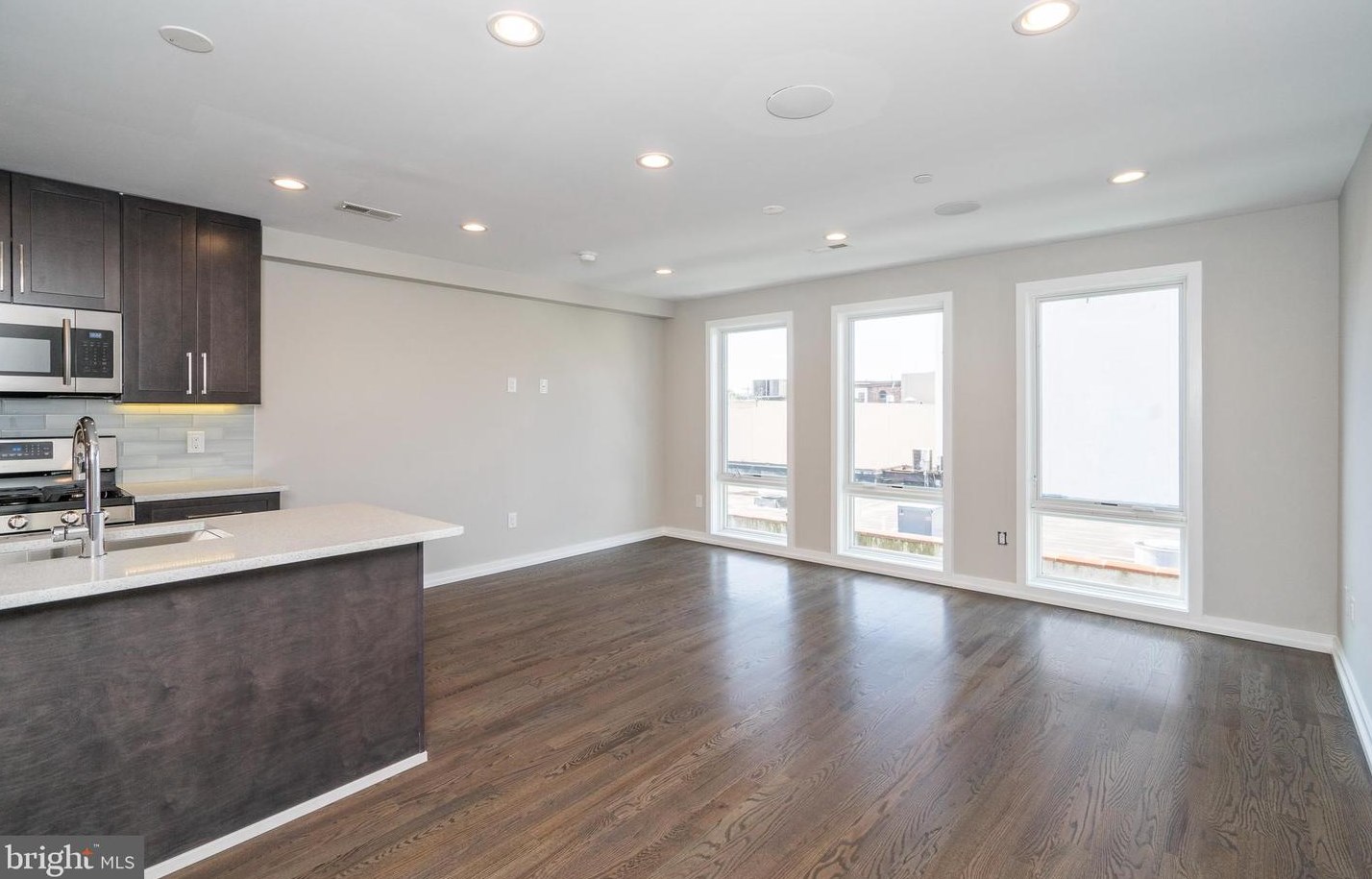 1434 Clymer St #3, Philadelphia, PA 19146