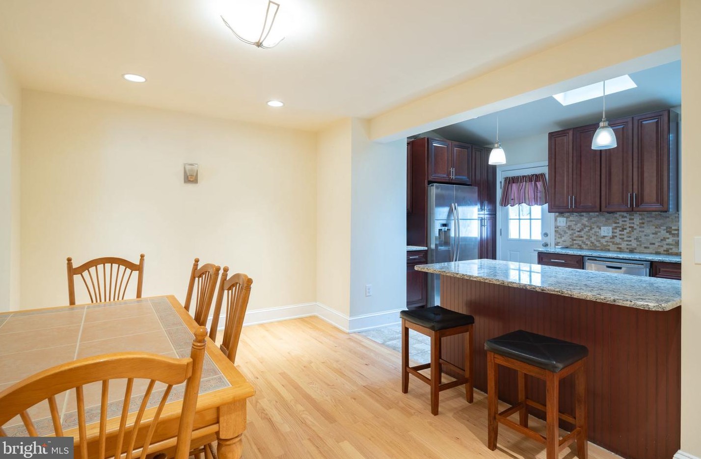 110 Roxborough Ave, Philadelphia PA  19127-1509 exterior