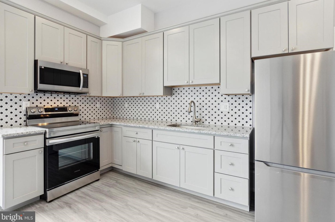 650 South St #2, Philadelphia, PA 19147