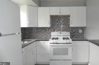 1701 Scotchbrook Dr, Philadelphia, PA 19115-4286