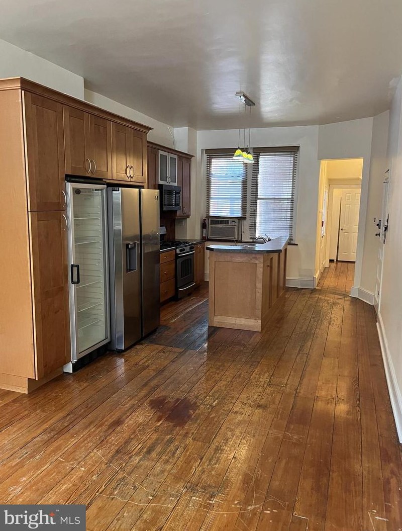 519 Fairmount Ave, Philadelphia, PA 19123
