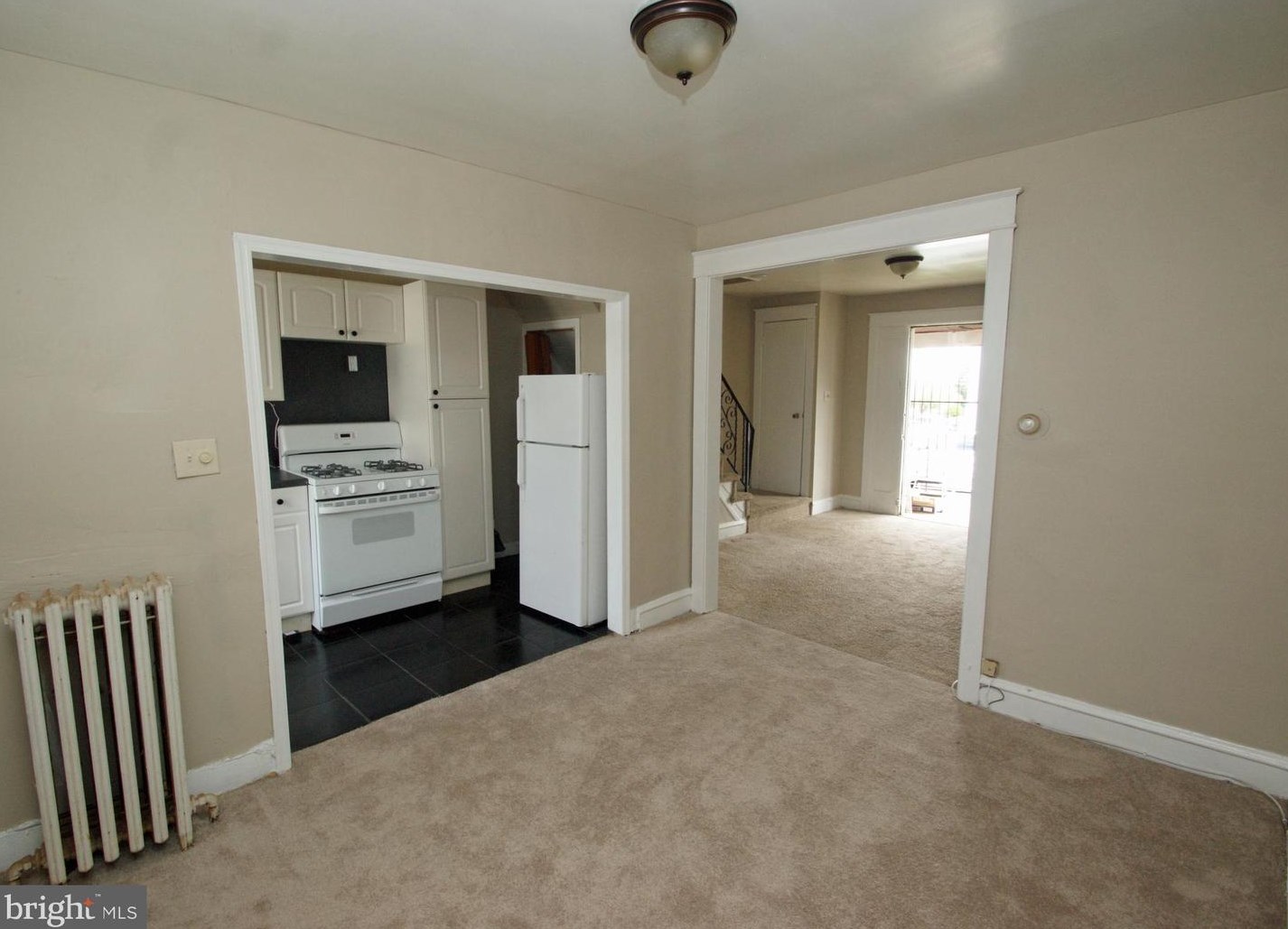 83 Rosemar St, Philadelphia PA  19120-1920 exterior