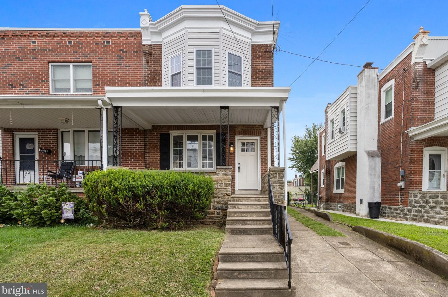 7239 Lawndale Ave, Philadelphia, PA 19111-4007