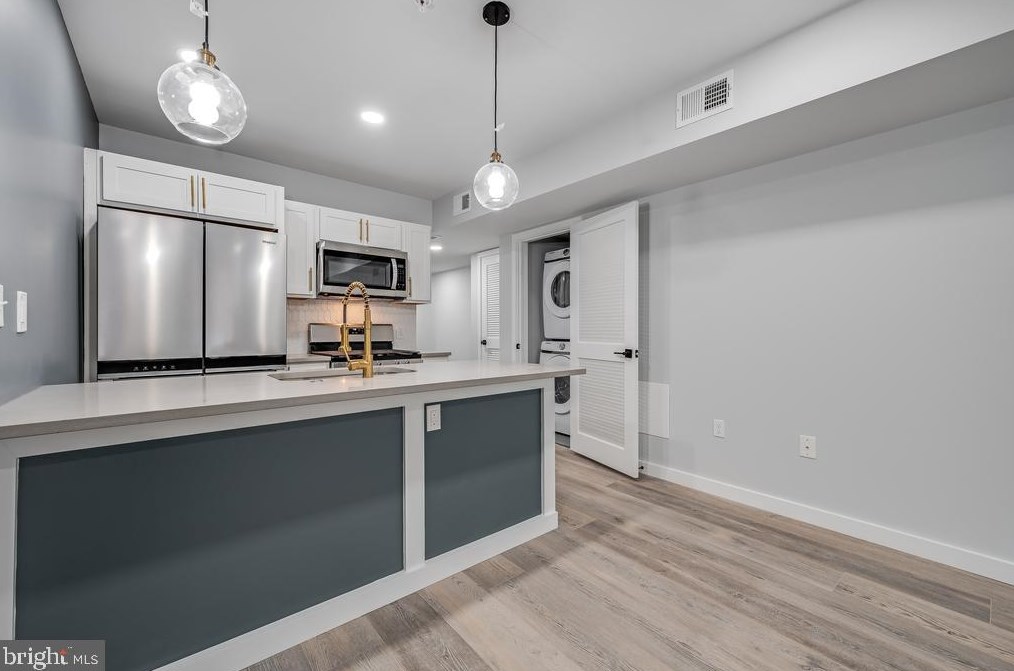 3615 Melon St, Philadelphia, PA 19104-1928