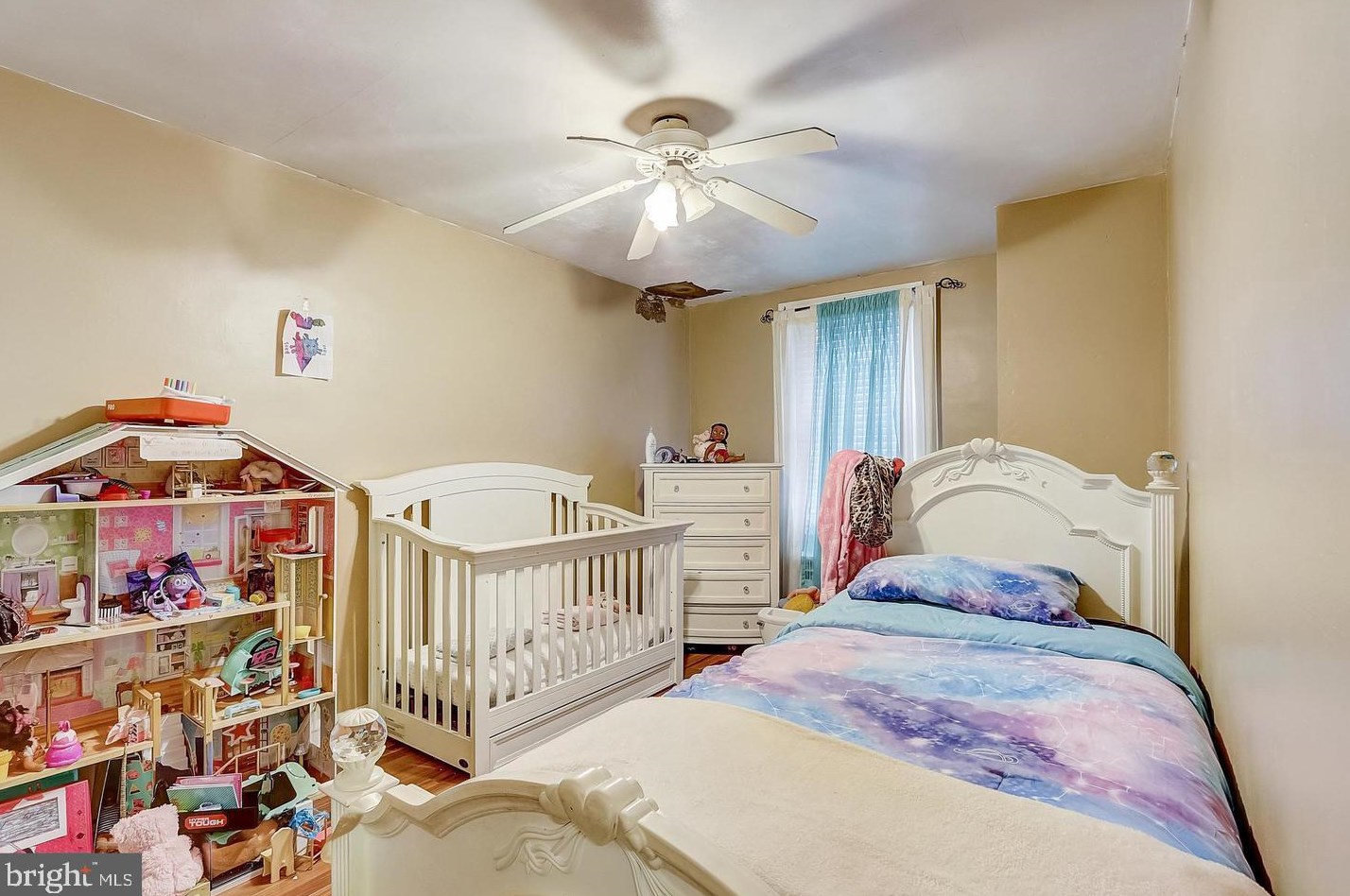 96 Sparks St, Philadelphia PA 19120-1420 exterior