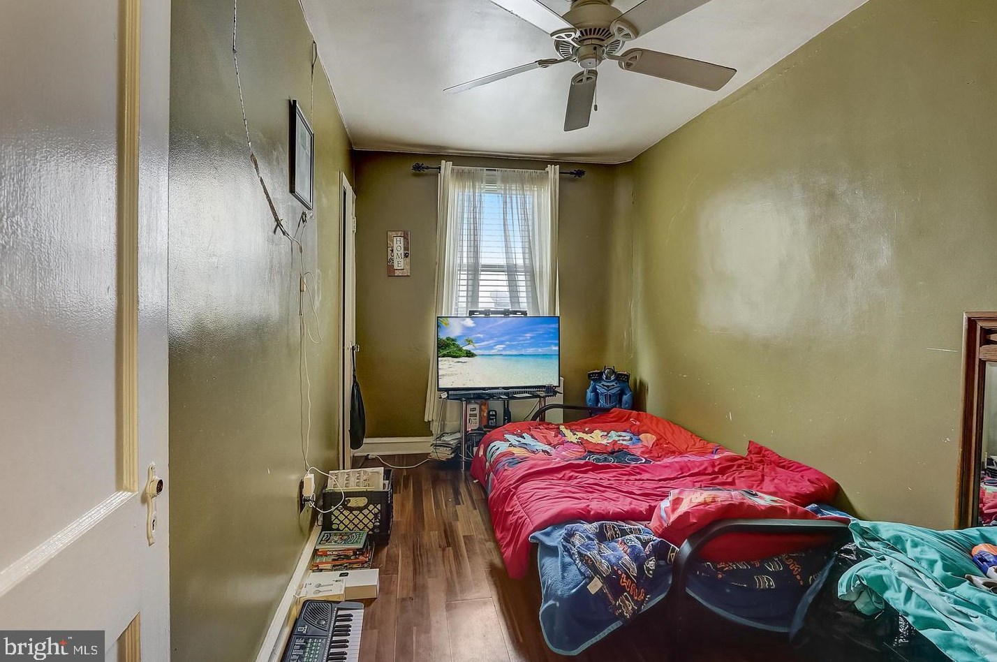 96 Sparks St, Philadelphia PA 19120-1420 exterior