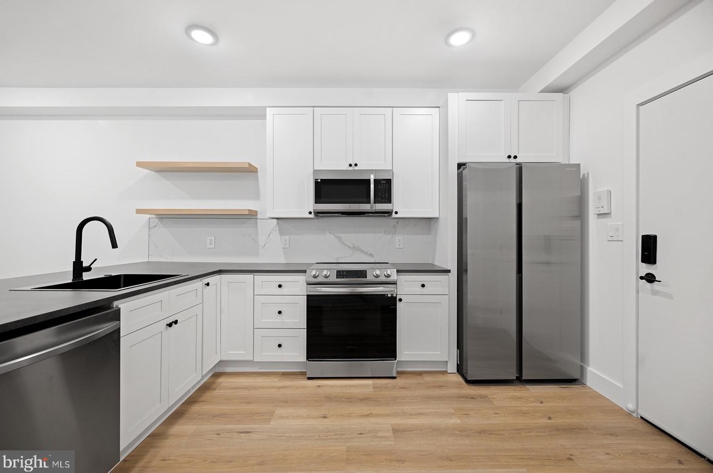 3216 W Diamond St #2, Philadelphia, PA 19121