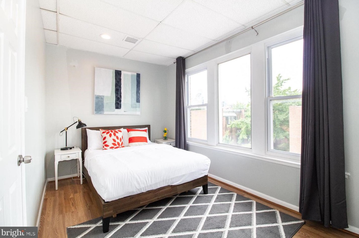 802 South St #3, Philadelphia, PA 19147