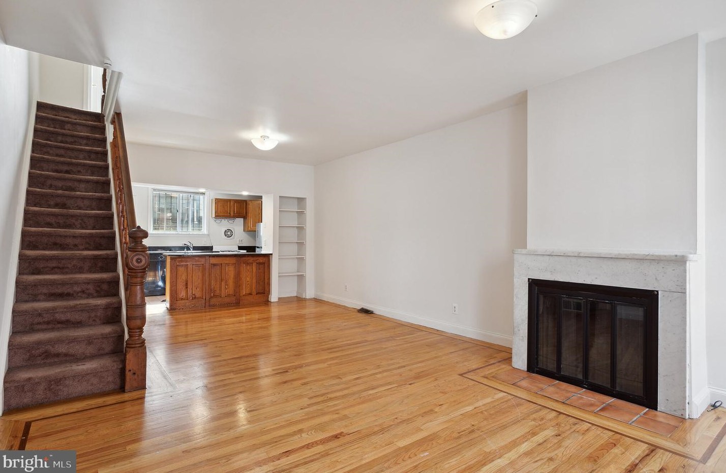 943 N Bambrey St, Philadelphia, PA 19130