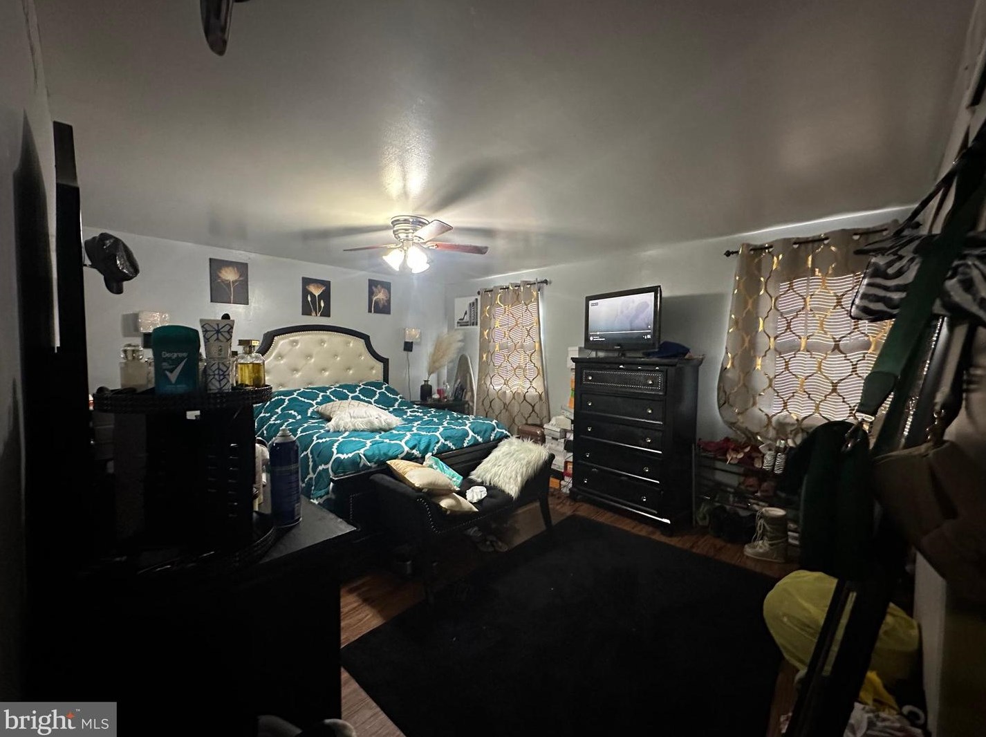 8805 Hargrave St, Philadelphia PA exterior