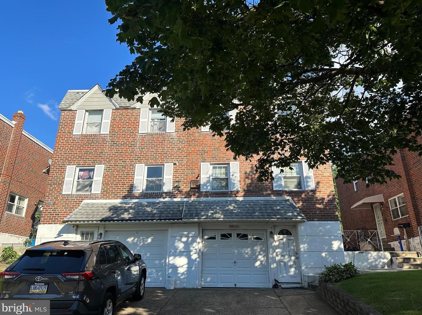 8805 Hargrave St, Philadelphia, PA 19152-1510