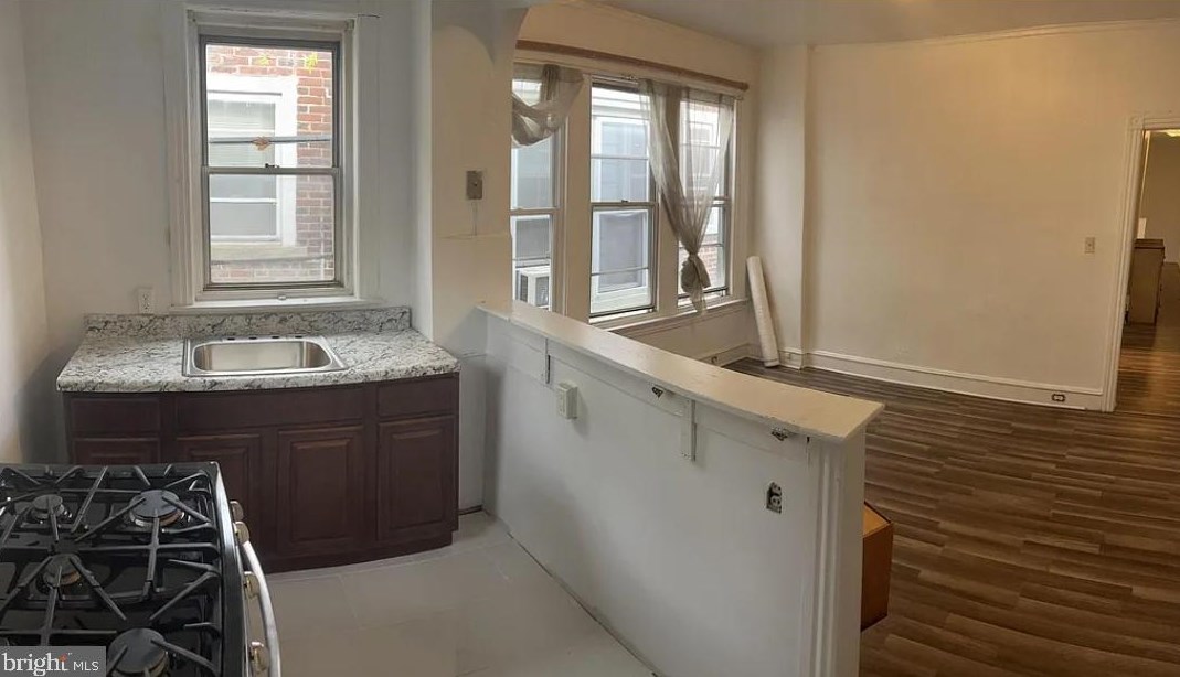 6131 Jefferson St, Philadelphia, PA 19151-4531