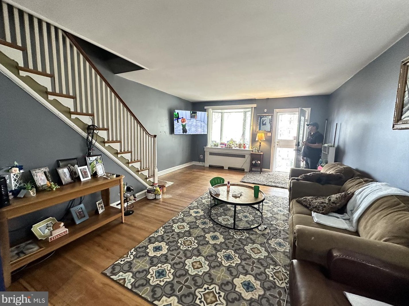 3337 Glenview St, Philadelphia, PA 19149-2606
