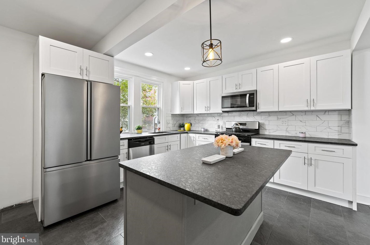 7100 Limekiln Pike, Philadelphia, PA 19138