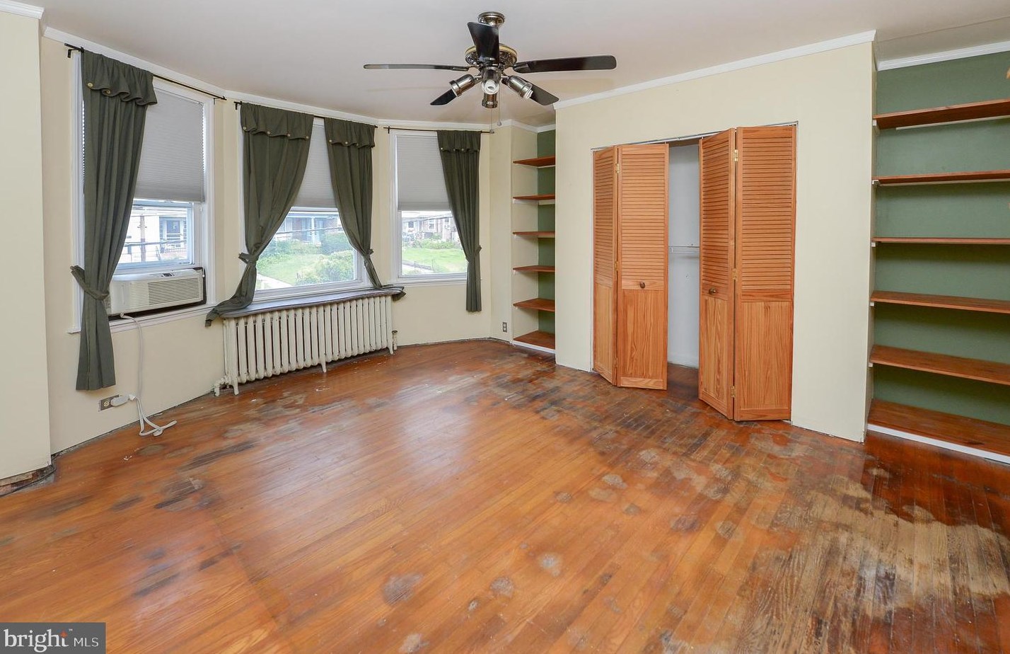 3374 Vaux St, Philadelphia PA 19129-1447 exterior