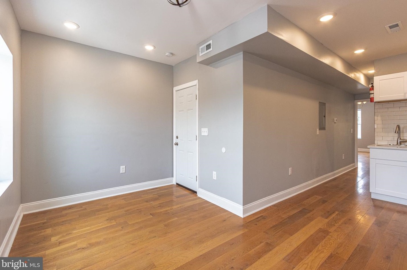 7121 Woodland Ave #2nd Floor, Philadelphia, PA 19142