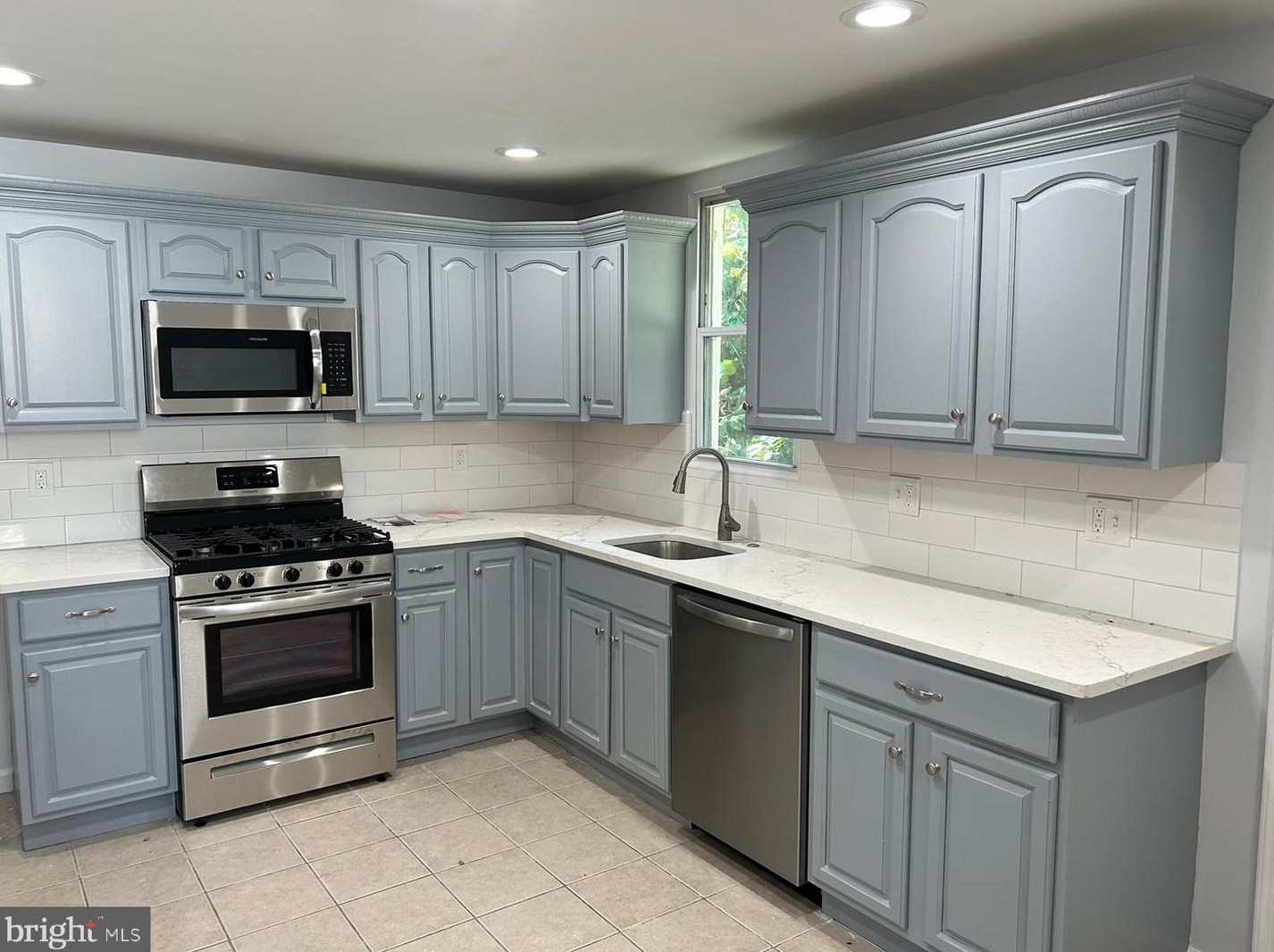 23 Pleasant St, Philadelphia PA  19119-2143 exterior