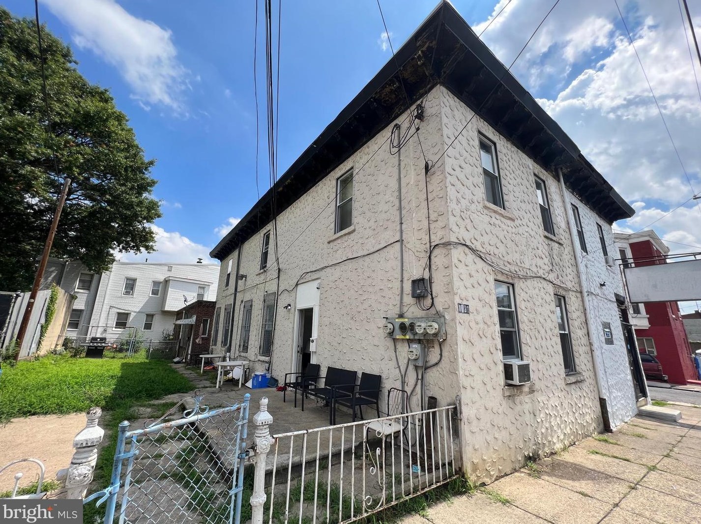 1921 Kinsey St, Philadelphia, PA 19124-4020