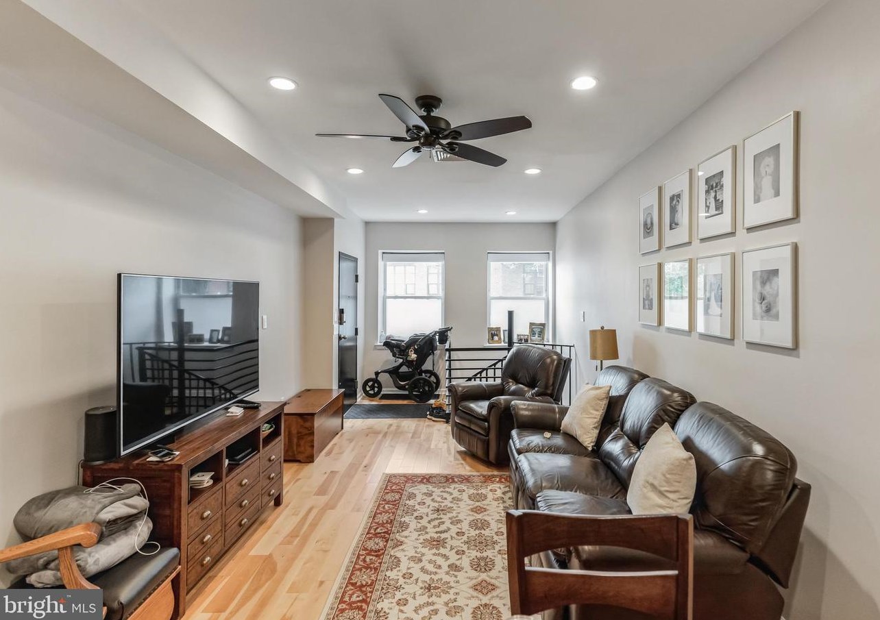 306 York Ave # 1, Philadelphia, PA