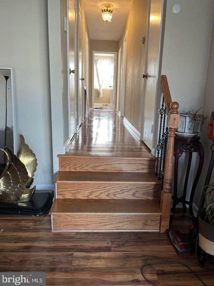 8358 Langdon St, Philadelphia PA  19152-1702 exterior